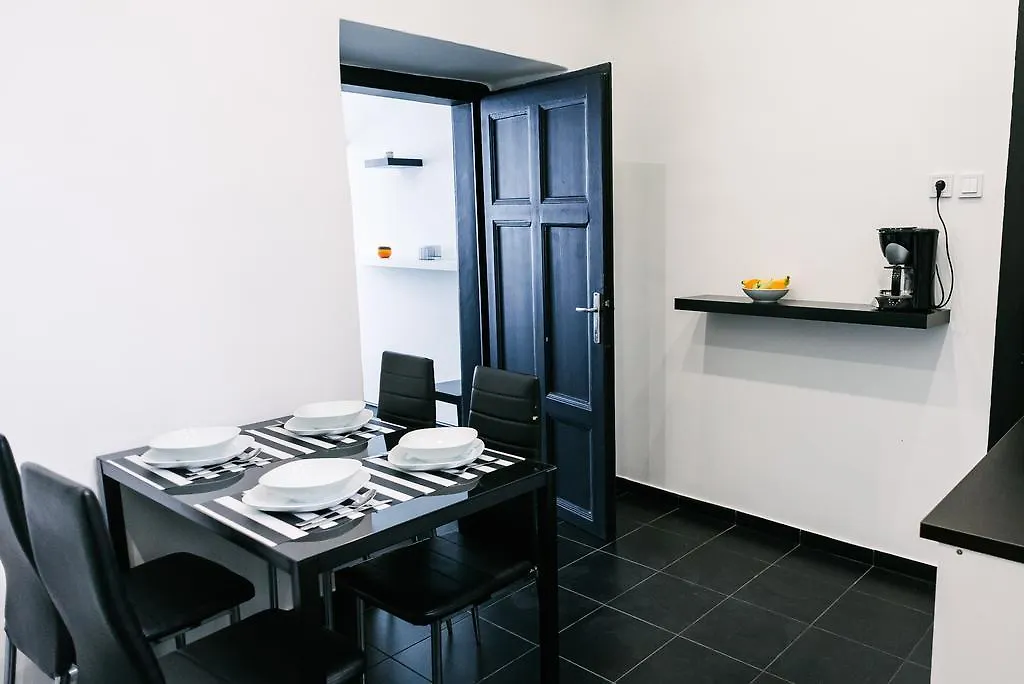 בודפשט D.Five Stylish Apartment On Vaci Street