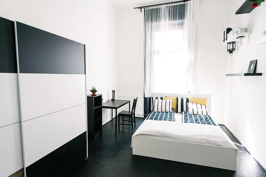 D.Five Stylish Apartment On Vaci Street Budapest